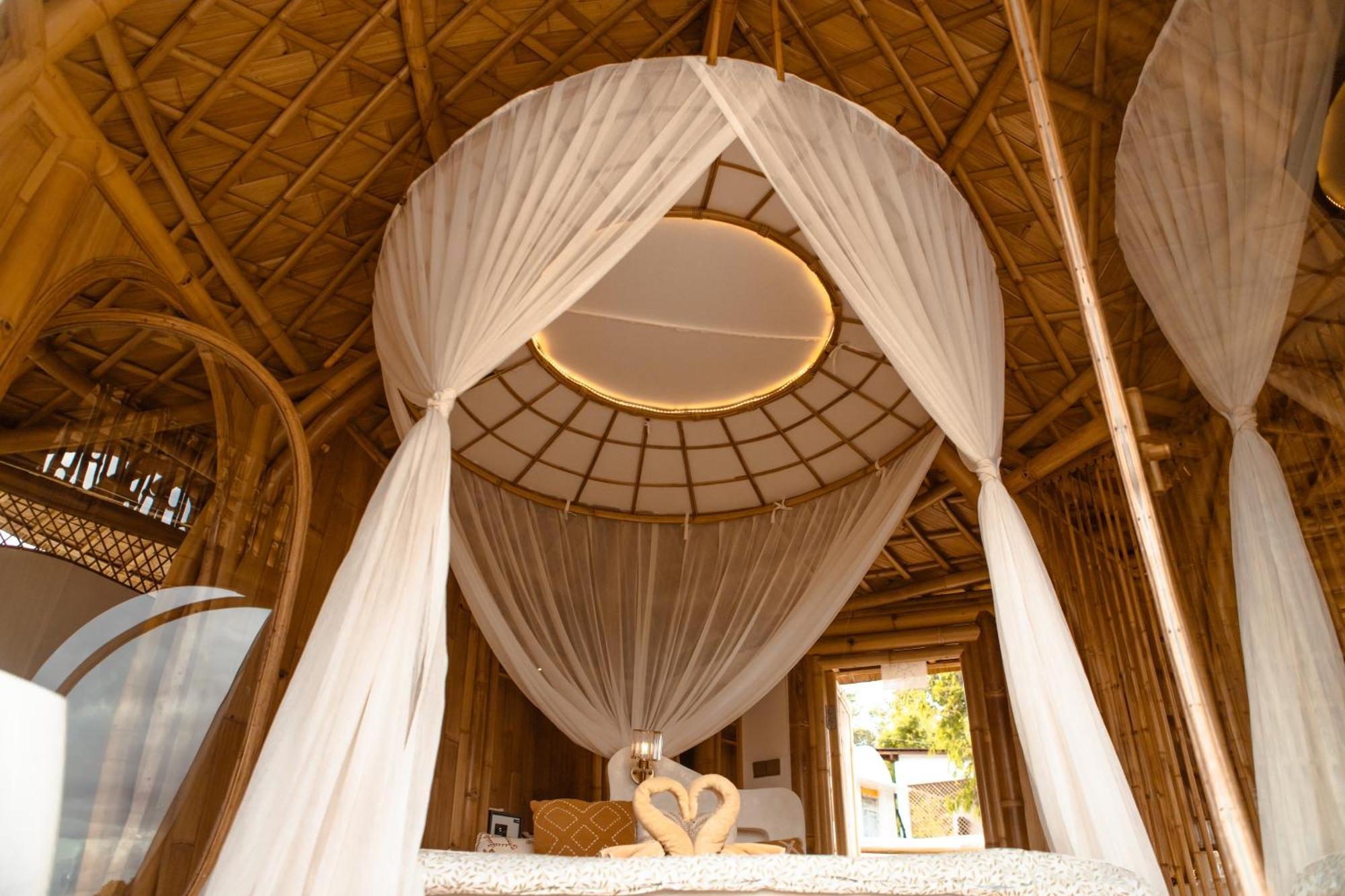 Camanta Penida - Adult Only Hotel Toyapakeh Exterior photo