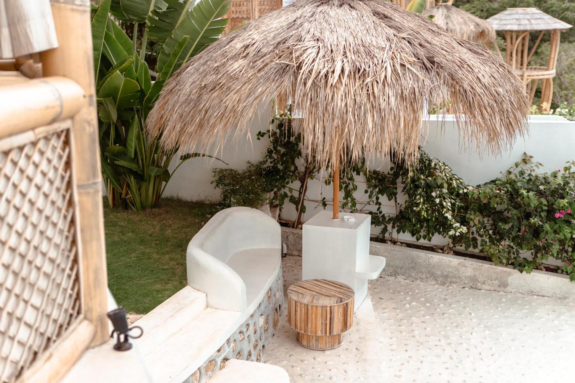 Camanta Penida - Adult Only Hotel Toyapakeh Exterior photo